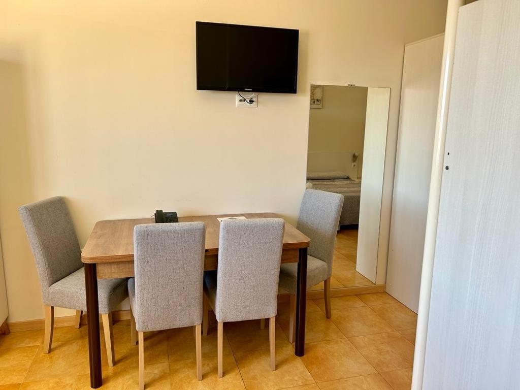 Apartamentos Turisticos Mediterraneo Картахена Экстерьер фото