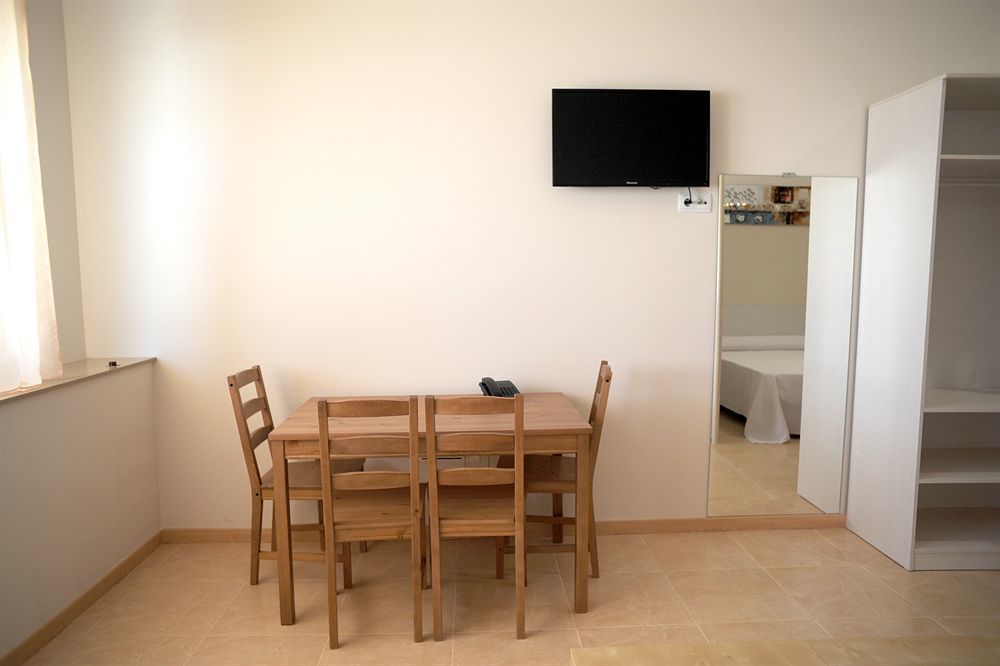 Apartamentos Turisticos Mediterraneo Картахена Экстерьер фото